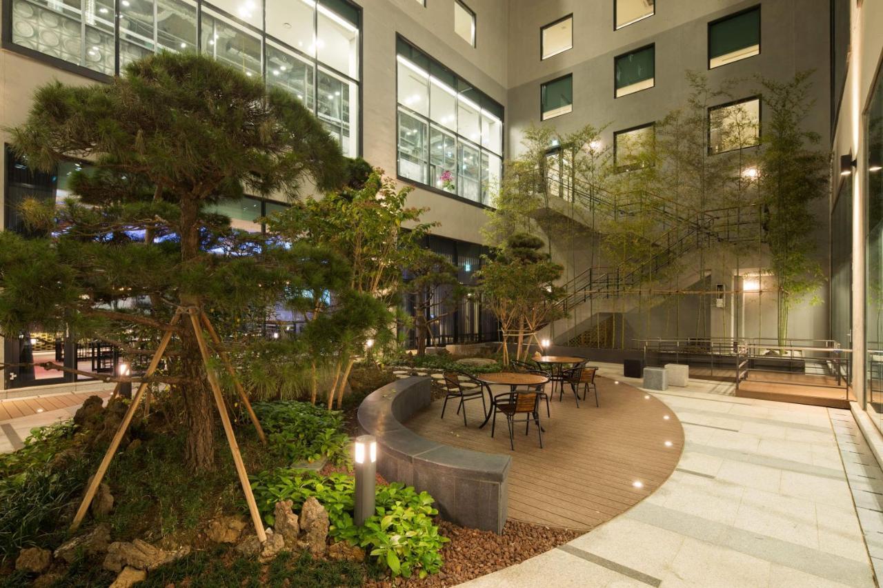 Orakai Cheonggyesan Hotel, BW Premier Collection Séoul Extérieur photo
